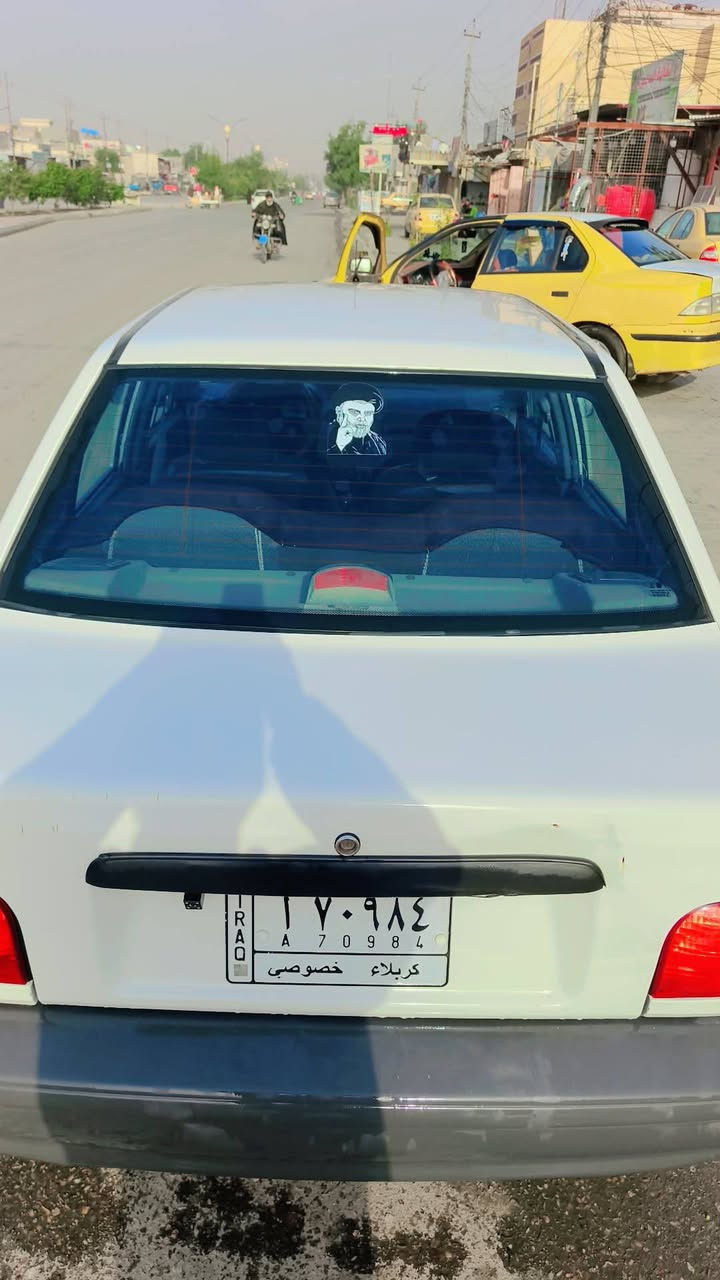 سلام عليكم سايبه. مديل 23 ماشيه 40 الف رقم كربلاء الماني 
كفاله عامه سياره جديده دوشمه و مفروشه كله جديد 
سعر 63 وبيه مجال  النتصال ***********
***********
