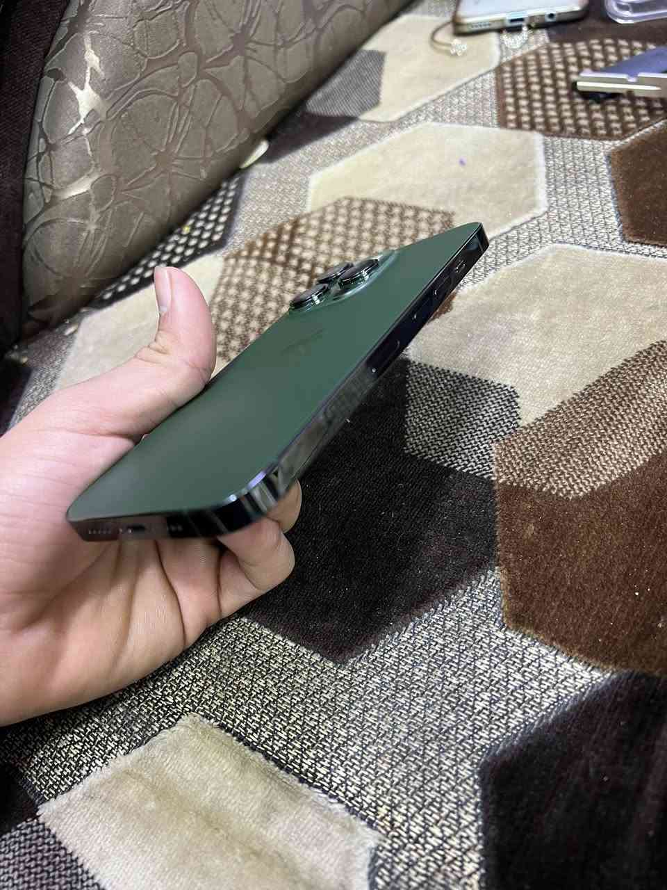 13 برو وليسه برو ماكس 
بطاريه 84
شرط الضمان الجهاز نورمان ما مبدل بي شي
نضافه ميه بل ميه
السعر 560 قفل للبيع فقط الشراي يجي خاص 
ول ما يشتري لا يدوخني ***********
موصل حي الوحده
