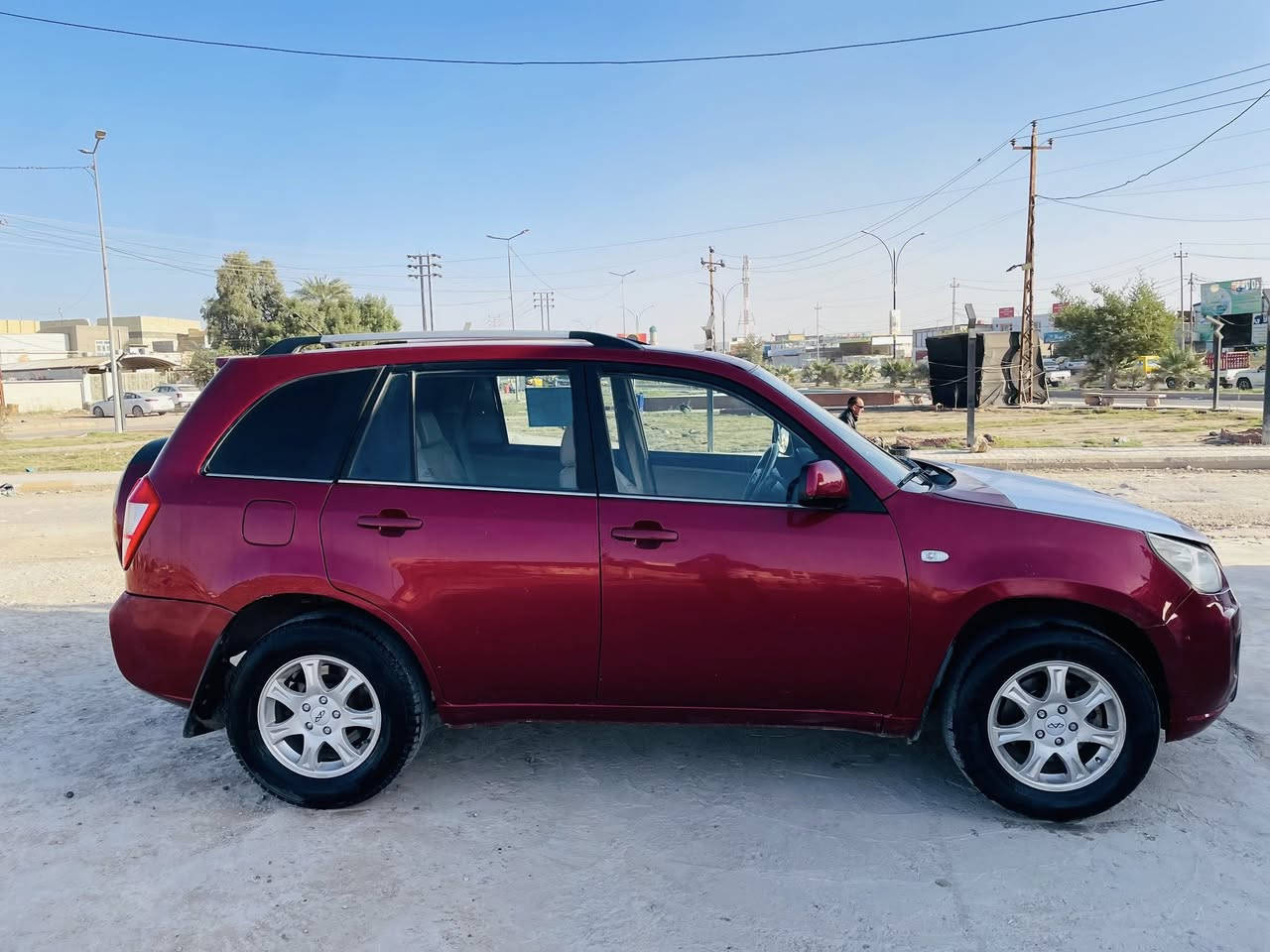 السلام عليكم تيكو موديل 2013 مكفوله كفاله عامه من الظربه والصبغ والخياس والتلكيطات والفتح ماعدا جامغ الامامي بيه صبغ اثر شخطه بلباب كير جديد ومكينه بعدهي عل سحك جديده   محرك 1800 حداديه نظيفه تخم تايرات كهربائيات كلها بلاديه وماملعوب بيها منظومة بانزين كلها مبدلها جديدة عينه وصينيه قبل شهر مبدلهن تبريد تدفئه كلها شغال سنتر لوك كلها شغال ع ريموت فتحه تحكم استيرن مابيها شي مايشتغل ماشيه 110 سنويه بأسمي رقم انكليزي لل 2031  سعرها 49 بيها مجال قليل مكانها ديوانيه الاسكان   للاستفسار***********
