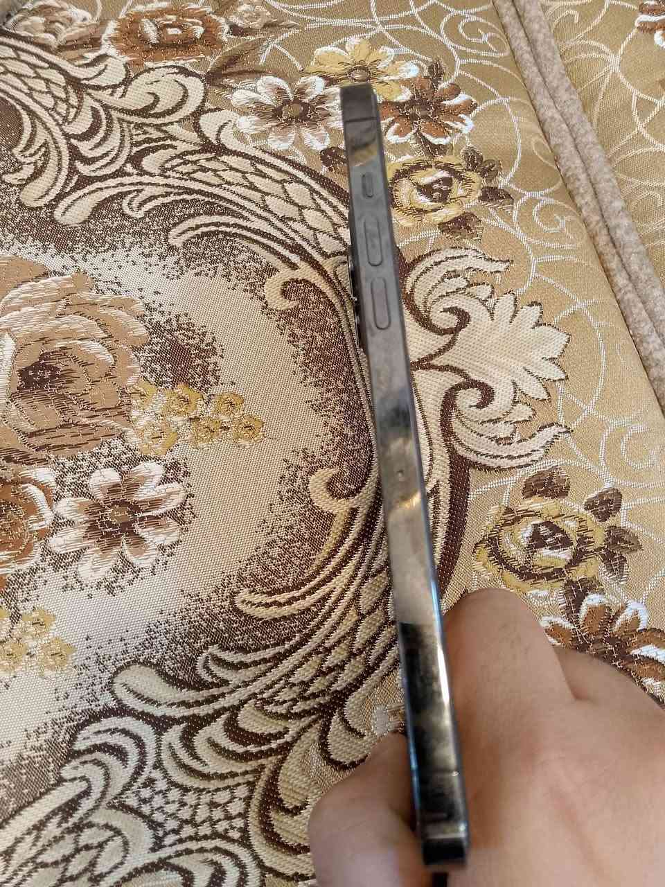 السلام عليكم اخوان ايفون 12pro max ذاكره ٢٥٦ جهاز نضيف ماداخل صيانة ولا مفتوح ابد بي مشكلة فقط الفيس  ايدي واكف بطارية ٧٦ شرط تجي تفحص من البيت السعر خاص


**إذا كنت صاحب هذا الإعلان وتريد حذفه لأي سبب، رجاءا أرسل رسالة إلى الدعم الفني**