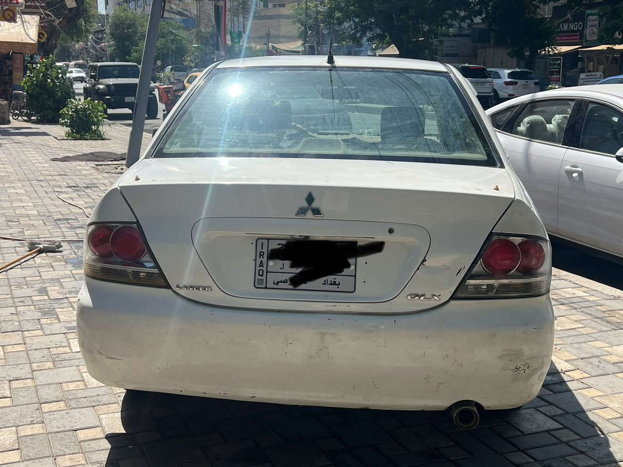 لانسر بومة  موديل ٢٠٠٩
مكينة ٢٠٠٠ 
تبريد تدفئه خير من الله 
 الاتصال *********** 
سعرها ٧٢ وبيها مجال
