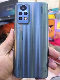 انفنكس 11 برو شاشه شويه مرفوعه ودكمه مابي  وبي بياض بالشاشه  بختصار ير...