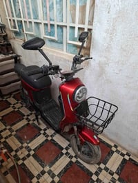 موطور شحن • خمس بطاريات • الخالص ديالى