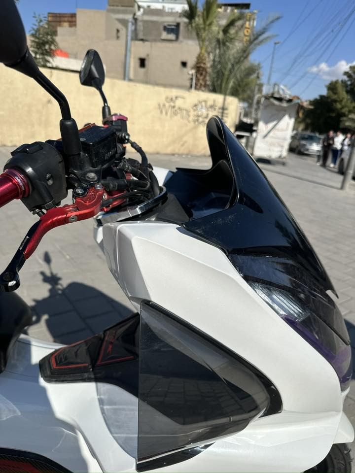 bcx جيل الرابع كوريا
مكفولة كفالة عامة من الكفرات والمكينة وكلشي شخط واحد ما بيهة حيل جديدة رمبة الدراجة رياضية 
الدراجة مزودة كلشي بيهة مزود 
كشن رياضي
ستيرن رياضي 
تجوة رياضي 
دوس رياضي 
مصدات 
درع صلانصة 
تزويد راديتر 
حمالات رياضي 
شوتة رياضي شفاف مغلفة الكصة والجناح كاربون
دبلات رياضي اصلي 
كل القطع اصلية الي عليهة 
عليهة حواجب بل مازدة
تخم تاير جديد اصلي 
السعر : 21 ورقة قفلللل 
العنوان بغداد 
الرقم :***********
