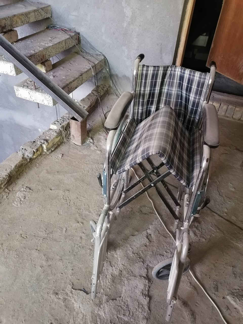 عربانه الله شاهد نضييييييييفه مابيها ولا غلطه فقط متروكه فوك للبيع ٨٠ الف


**إذا كنت صاحب هذا الإعلان وتريد حذفه لأي سبب، رجاءا أرسل رسالة إلى الدعم الفني**