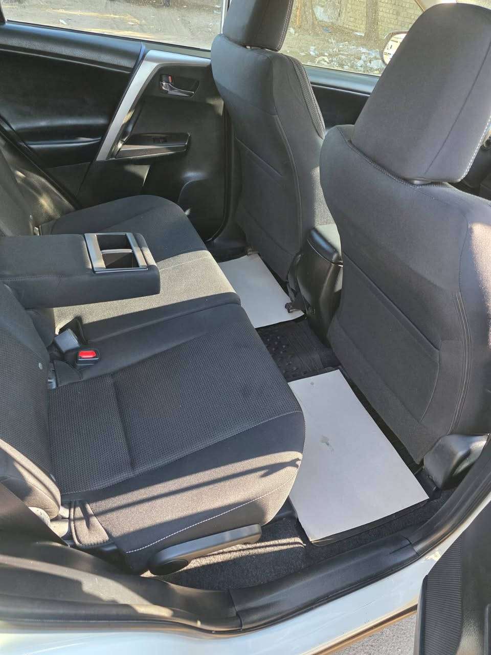 سلام عليكم سيارة للبيع فقط رف فور  موديل 18 سيارة كلين ماشية 53 ميل العنوان بغداد بلديات وهذا رقم صاحب السيارة  ***********وتساب او اتصال عادي اني مكلف بلنشر  من رخصت صاحب الكروب
