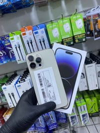 آيفون ١٤ برو ماكس • ٢٥٦ • بدون مقدمة