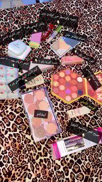 هلاو بنات جبتلكم عرض العيد  يجنن 🔥🔥القطع ماركه اصلي ❤️‍🔥❤️‍🔥❤️‍🔥١٣ قطع...