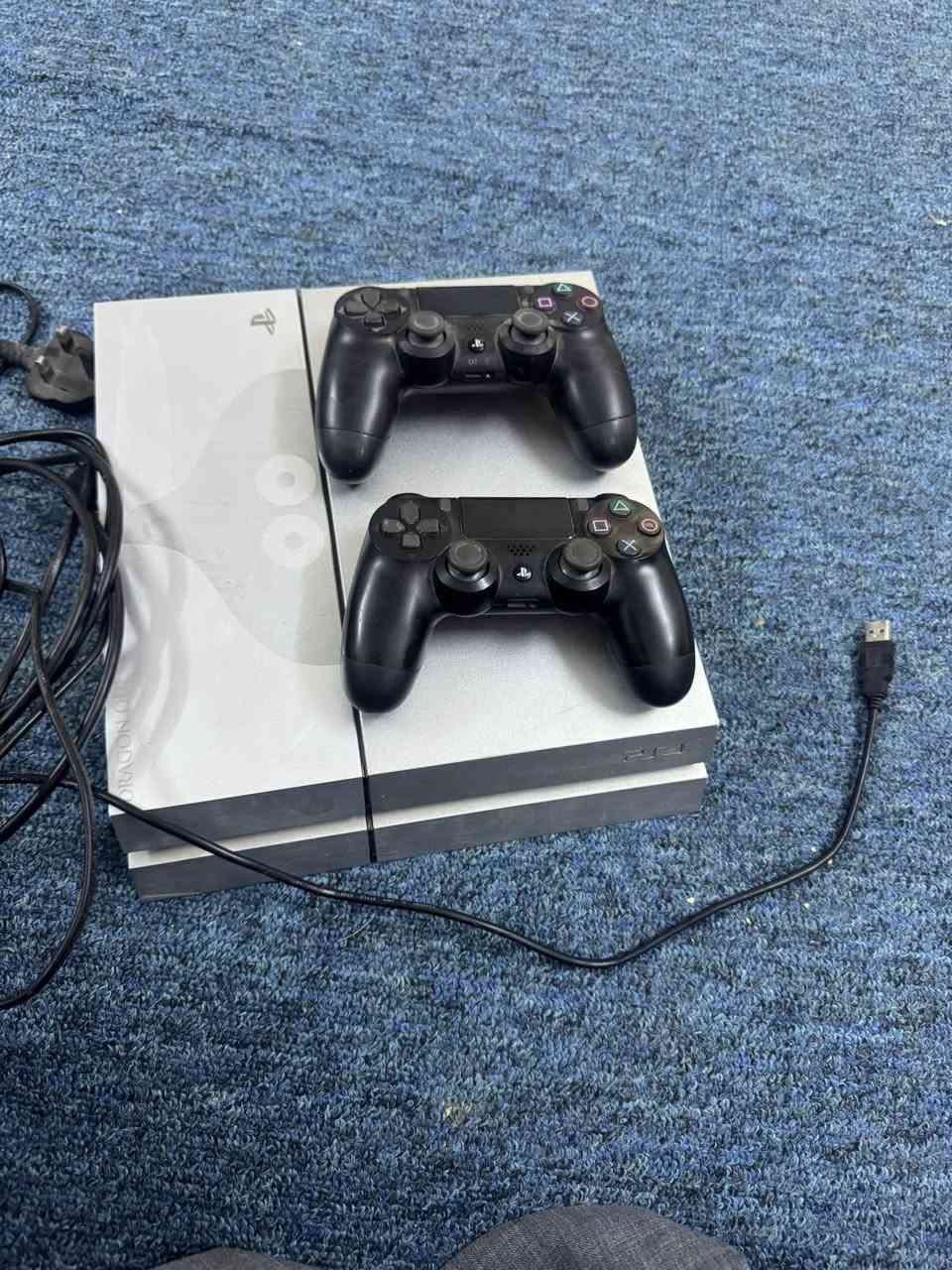 بلي فور فات مهكر نضام 9معٍ عشر العاب ويدتين وايرات كامل ملحقات سعر 350موبايل ***********
ناصريه مدينة البكر
