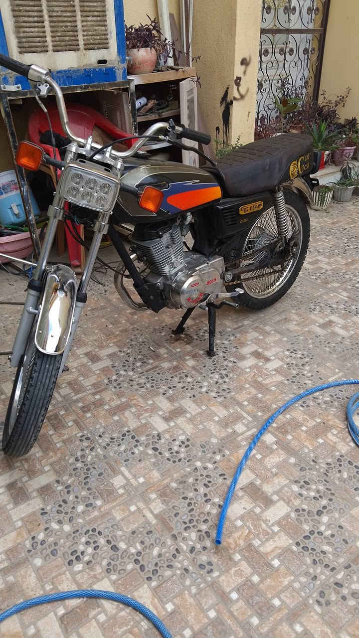 للبيع 5 كير شاصي بالشرط محرك نظيف السعر 200 بي مجال مكاني حي العسكري قرب جامع المعراج الشراي يتصل 
 ‏‪0 770 879 3907‬‏
