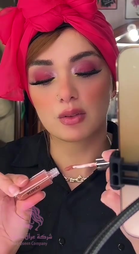 وفرنالكم حمرة الترند 😍
حمر مزدوجه ماركه كيكو الايطاليه. kiko Milano 
#الاصلية #الايطالية 
حمره جمال الالوان فد شي نزاكة وكيوت والثباتيه  التي تستمر فتره جدا طويله غنيه بالمواد التي تمنع تشقق الشفه لمظهر جميل وجذاب 

الحاصله على جوائز عالميه  وغنيه عن التعريف 
حمر ماركه كيكو الأصلية المنشأ أيطاليا 🇮🇹
🔴أصلي فقط 100٪🔴
الاصليه حصرا. لاول مره في العراق ✅
براند كيكو المعروف جمال الالوان والثباتيه  التي تستمر فتره جدا طويله
تحتوي ع الگلوس في احدى الجوانب لكي تمنح  اكثر من لوك  في منتج واحد يغذي ويرطب وينعش تركيبة خاصة غنية بحمض الهيالورونيك. تمنح الشفاه تأثيراً معززاً لحجمها ولامعاً وترطيبها وإعادة تشكيلها يتكون من جهتين جهة مات وجهة لمعه وثبات يدوم ل 24 ساعة من افضل واحسن انواع الحمر

متوفر جميع درجات (103).(106).(107).(105).(110). (121).(123).(108)
#الاصلي المنشأ ايطاليا 🇮🇹 💯


**إذا كنت صاحب هذا الإعلان وتريد حذفه لأي سبب، رجاءا أرسل رسالة إلى الدعم الفني**