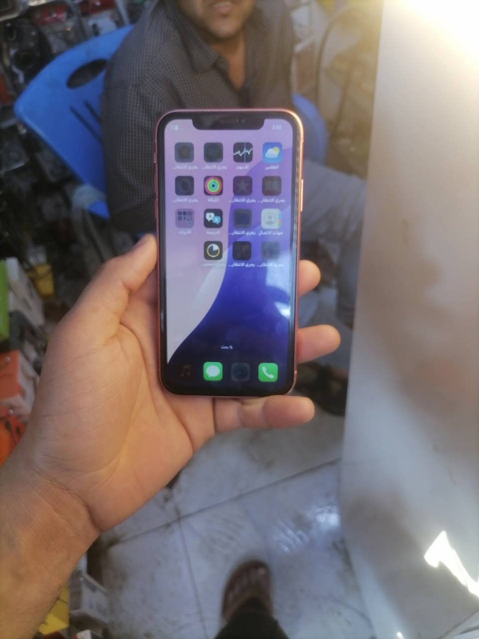 السلام عليكم ايفون للبيع مبدل شاشه وبطاريه جهاز مكفول اي شيء ما بيه السعر بالاتصال على الرقم ***********
