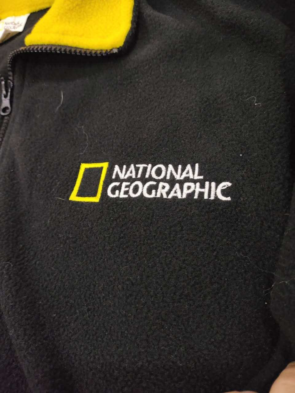 NATIONAL GEOGRAPHIC ✔️ ✔️ 
باله اوريجنال %100
نظافة %100 
L القياس  
60cm عرض الصدر 
70cm الطول 
يتوفر توصيل 6 الاف لجميع محافظات العراق 🚙


**إذا كنت صاحب هذا الإعلان وتريد حذفه لأي سبب، رجاءا أرسل رسالة إلى الدعم الفني**