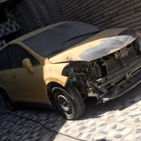 نيسان فيرسا 2011  متروكة صار فترة تحتاج تعمير رقمها انبار صدامي  تجي ت...