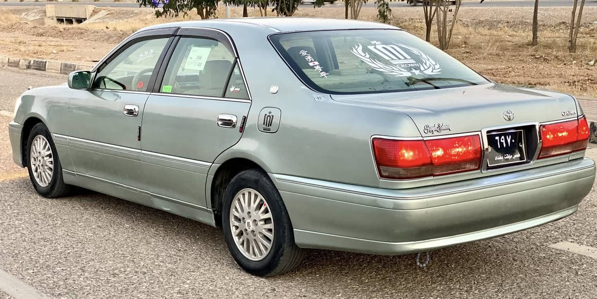 مەلیکە موس 2002 کریستاڵ ڕەنگێکی زۆر جوان و ناوازە و تاقانە و دەگمەنە مەکینە دیفۆڕی بچووك 171 کەم بەنزین خۆر ناو زەردی دەشپول نەجەف عارف عیساوی وەك شەریکە شاشە تەبریت فول پێش و دوای چرکەی تیا نیە هەموو گیانی بەشەرت دینار مەصرەفی تیانیە و زۆر زۆر پاکە سەیارەی ماڵە و کامل و جاهیزە کۆدی هەیە و بارکۆدیشی وەرگرتووە سەیارەکە موسە بەس ماشاالله ی ئەوێ هەرکەس بیکڕێ لێی ئەحەسێتەوە .
نرخی /   40  گەڵا خوار هەموو بازاڕ
شوێن / کەلار 
موبایل / ***********
