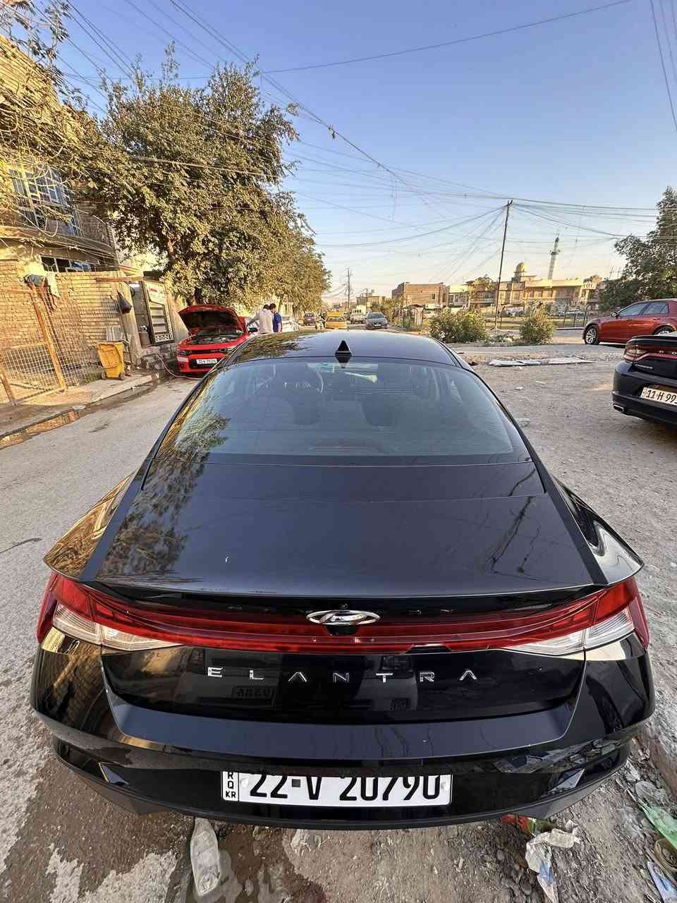 السلام عليكم 
النترا للبيع فقط 
الموديل 23 
اللون اسود 
فول مواصفات ما عدا البنوراما 
رادارات تحكمات خير من الله 
حادثها .. سرقة البنيد فقط كفالة لسياره 
من كير ومكينة وتبريد خير من الله 
ماشية 45 لسياره ميل 
رقم اربيل تحويل ثاني يوم 
عنوان 
بغداد حي اور 
الرقم .. ***********
السعر .. 152 قابل للتفاوض
