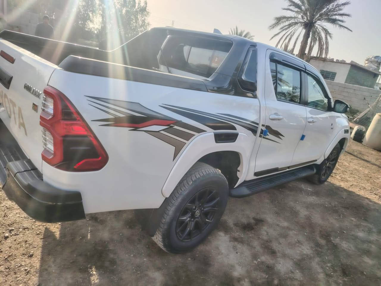 السلام عليكم للبيع هايلوكس جي ار ٢٠٢٣ فول مواصفات رقم أربيل كفاله عامه حسب علم السونار ماشيه ٤٧ الف حقيقي للإستفسار اتصل *********** او *********** المكان السياره بغداد
