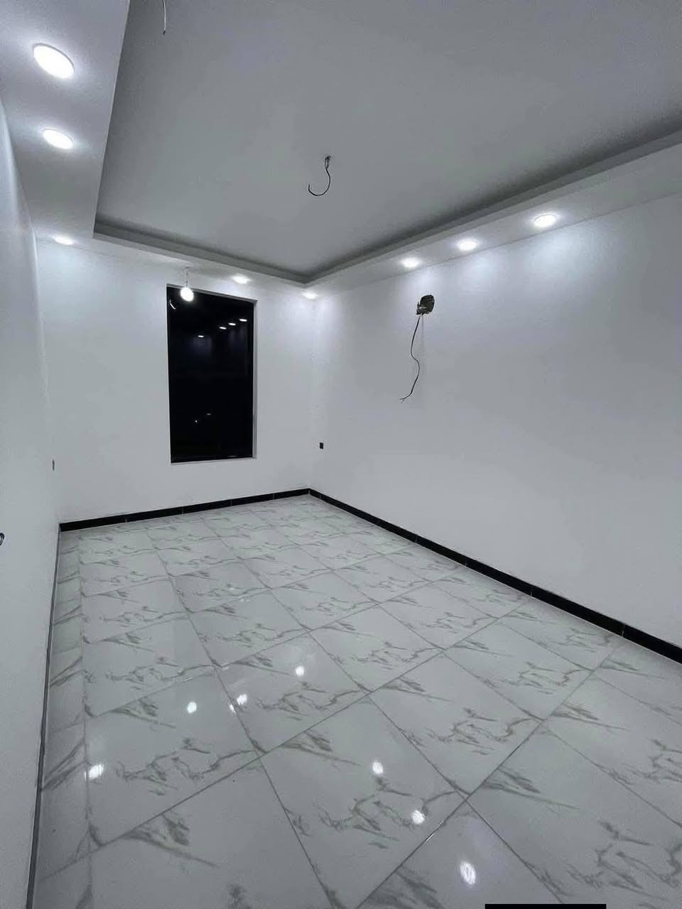 بمناسبه عيد الفطر اي احد يريد يصبغ غرفه فقط ب40 الف للغرفه الواحده وشغل درجه اولى ويدللون علق شعدك تصبغ واني اطبلك خاص عرض محدود***********
