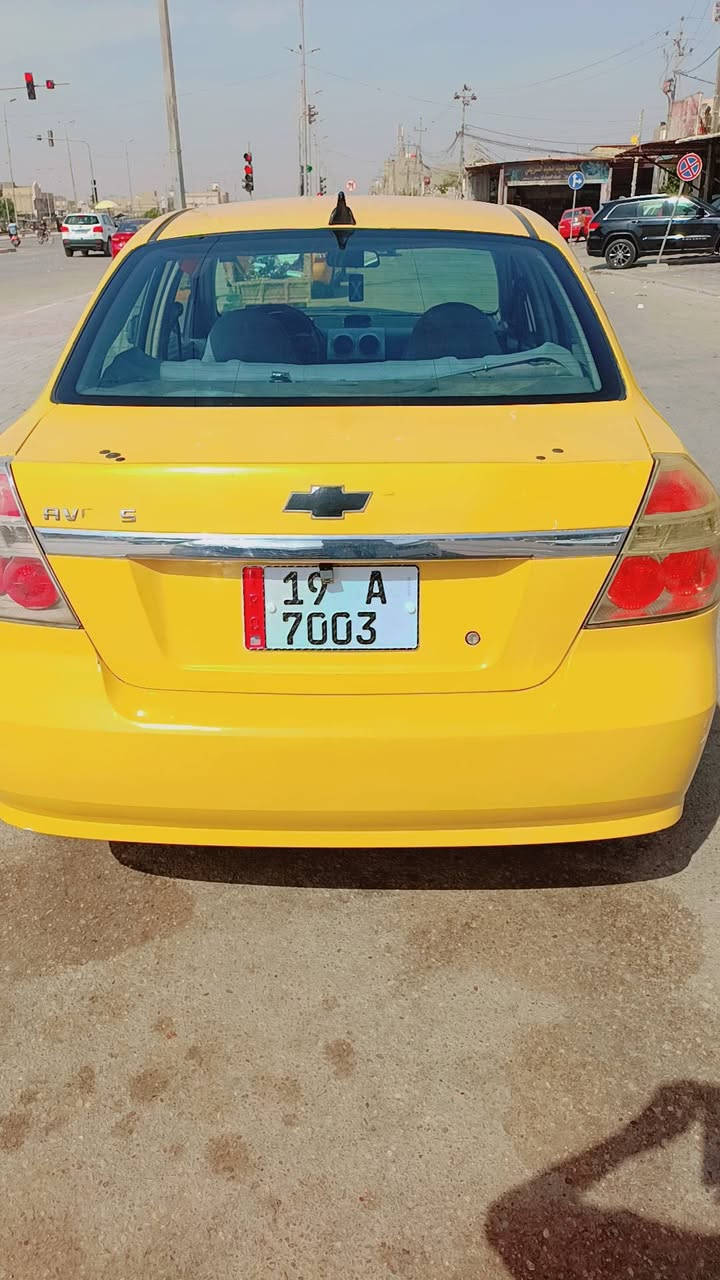 سلام عليكم سياره للبيع وارد امريكي رقم كربلاء سياره جاهزه مكينه وكير توني شديتهم جدد ضربته جاملغ امامي وبيه ضربه بل باب الخلفي ما مصلحه سياره مديل 8 شيطلع علي هيه او غرامات عليه كير اتوماتيك مكان السياره كربلاء السعر 45وبيه مجالل للشراي رقم الهاتف ***********

