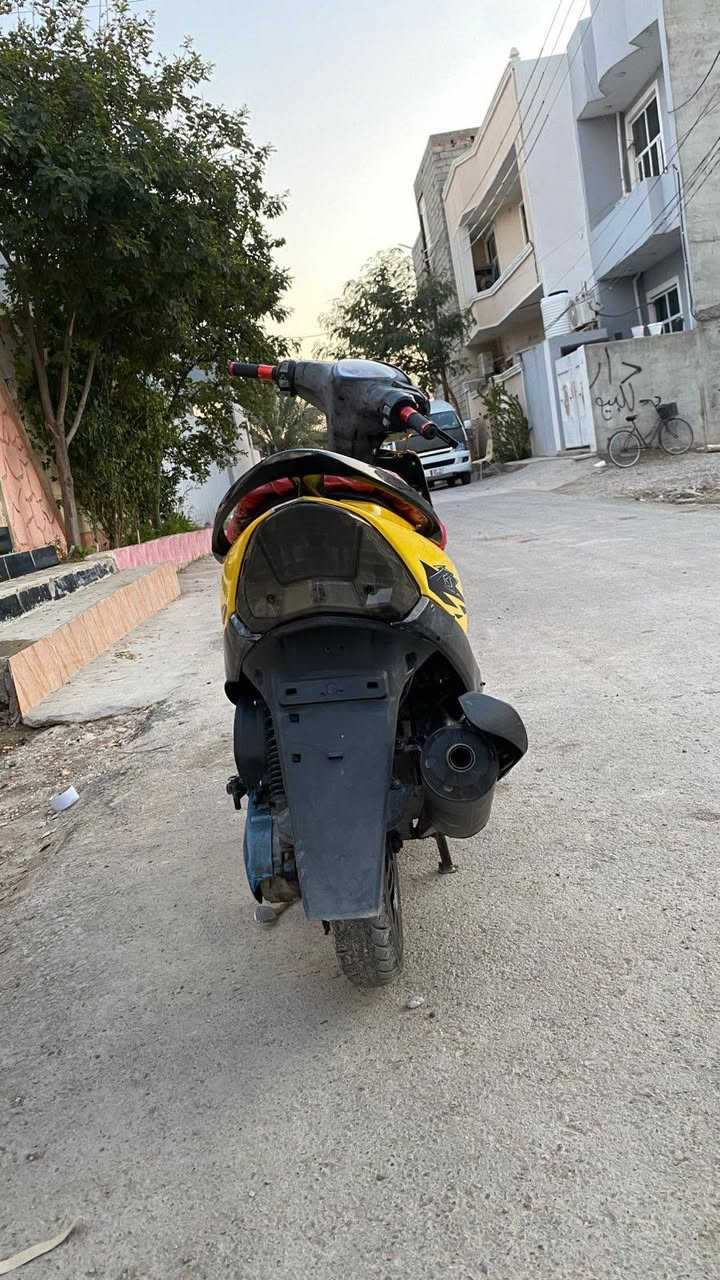 السلام وعليكم ماكس عدله للبيع كامله مكمله مكفوله من كلشي شغال سلف هندر كهربائيات كله  شغاله شلعه معدل فول الدراجه جديده بلاد49 ختم واحد ويه لمكينه نقص بس باتري يرادله عده لباتري ربع مذب عليه المكان ديالى بعقوبة السعر 450بيه مجال حك الجيه فقط ***********
