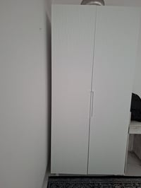 للبيع • خزائن • ديكور