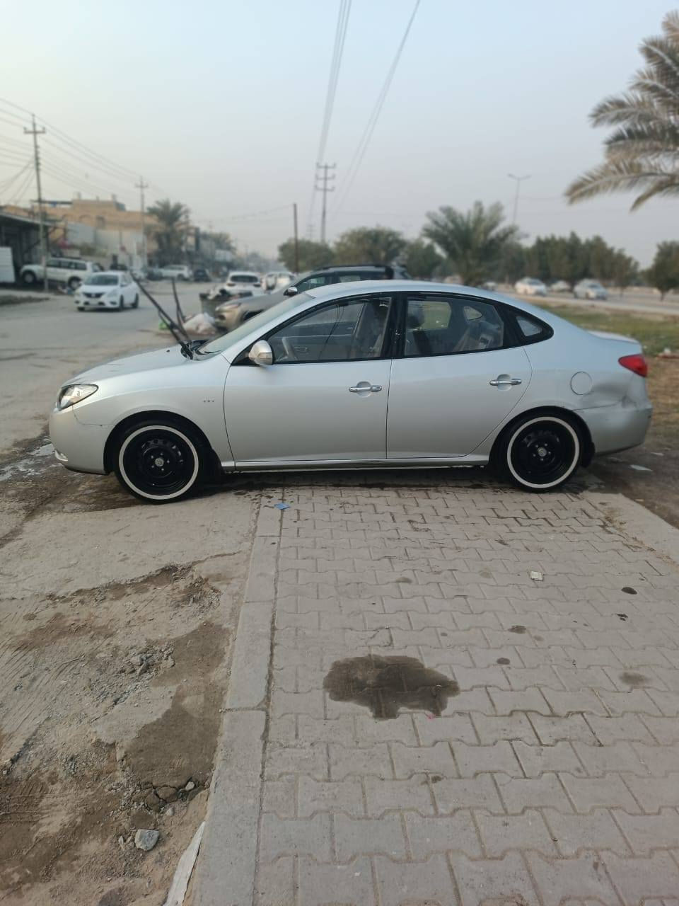 السلام عليكم 
افانتي 2010  مكفوله ماعدا طختين بسيطات
رقمه بغداد 
السعر 105.  مكانه نجف    للاتصال  ***********
