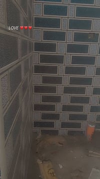 خلفه سراميك حاليا متفرغ شغل قرصات ليزر شغل تتريس عراقي هذا جزء من شغلي...