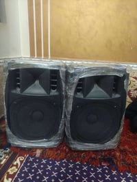 سماعات دبليو 17 للبيع السعر 350 وبيهن مجال بسيط لخدام الحسين 078236164...