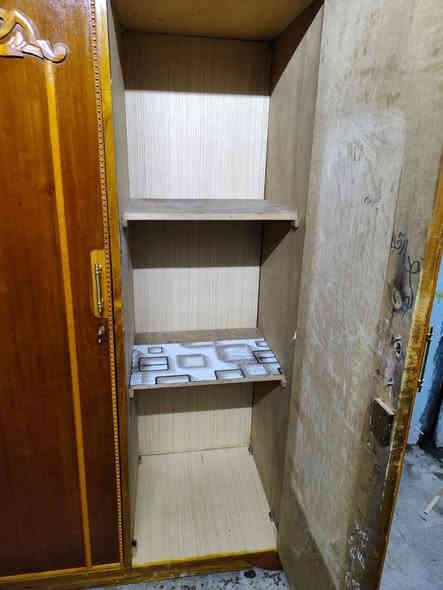 بابين نظيف جدا جدا شغل ثقيل السعر ١٢٥
الرفاعي قرب نفق الصحة
***********
