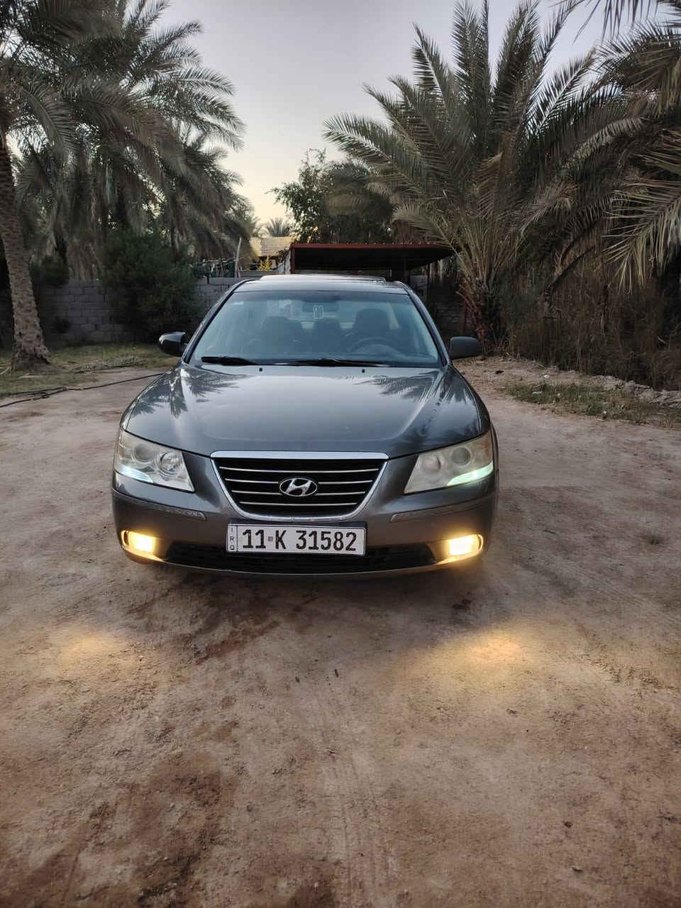 السلام عليكم.. سوناتا للبيع 
موديل 2009
مواصفات 
امريكي
فتحه + تحكمات الخ... 
حادثها جاملق الخلفي وره سايق والباب
سياره ليبل واحد ماعده جنطه امبدله
السعر 118 وبيها مجال 
سياره بسمي 
مكاني الوند 
اتصل وبيك خير وتدلل 
‏‪***********‬‏
