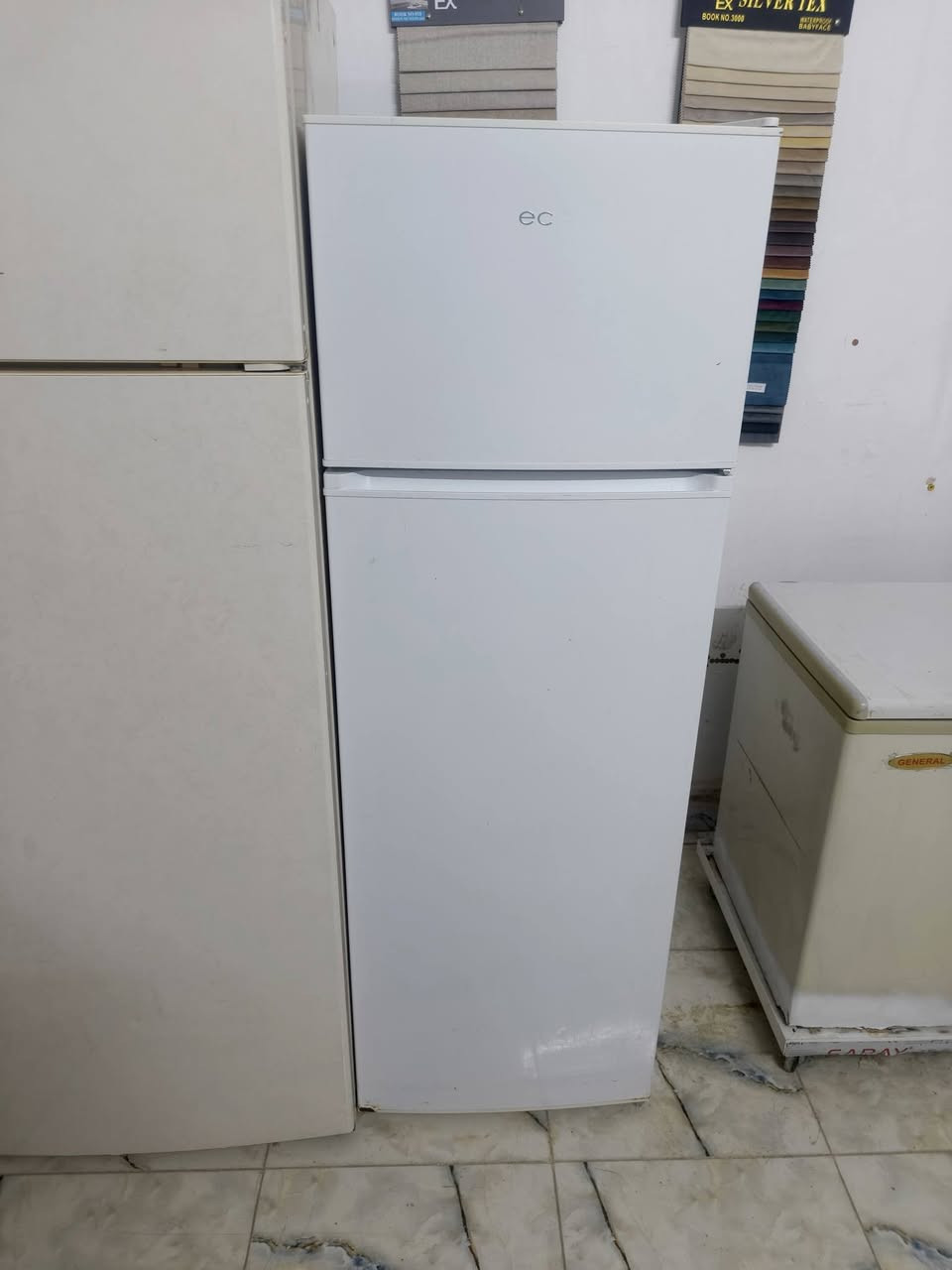 ثلاجه اخت جديده 14قدم شرط غاز ماطور شركه سعر ١٨٠ العنوان تكريت القادسيه قطعه 500مجمع اطبي ***********
