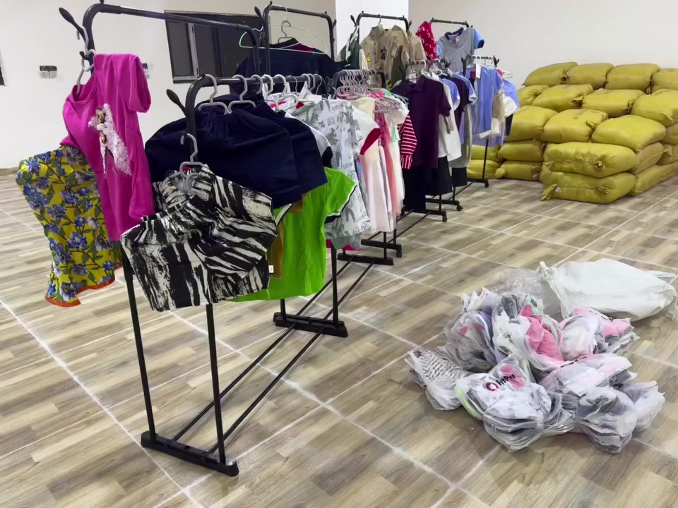 بات بات جملة فقط
القطعة 2500


**إذا كنت صاحب هذا الإعلان وتريد حذفه لأي سبب، رجاءا أرسل رسالة إلى الدعم الفني**