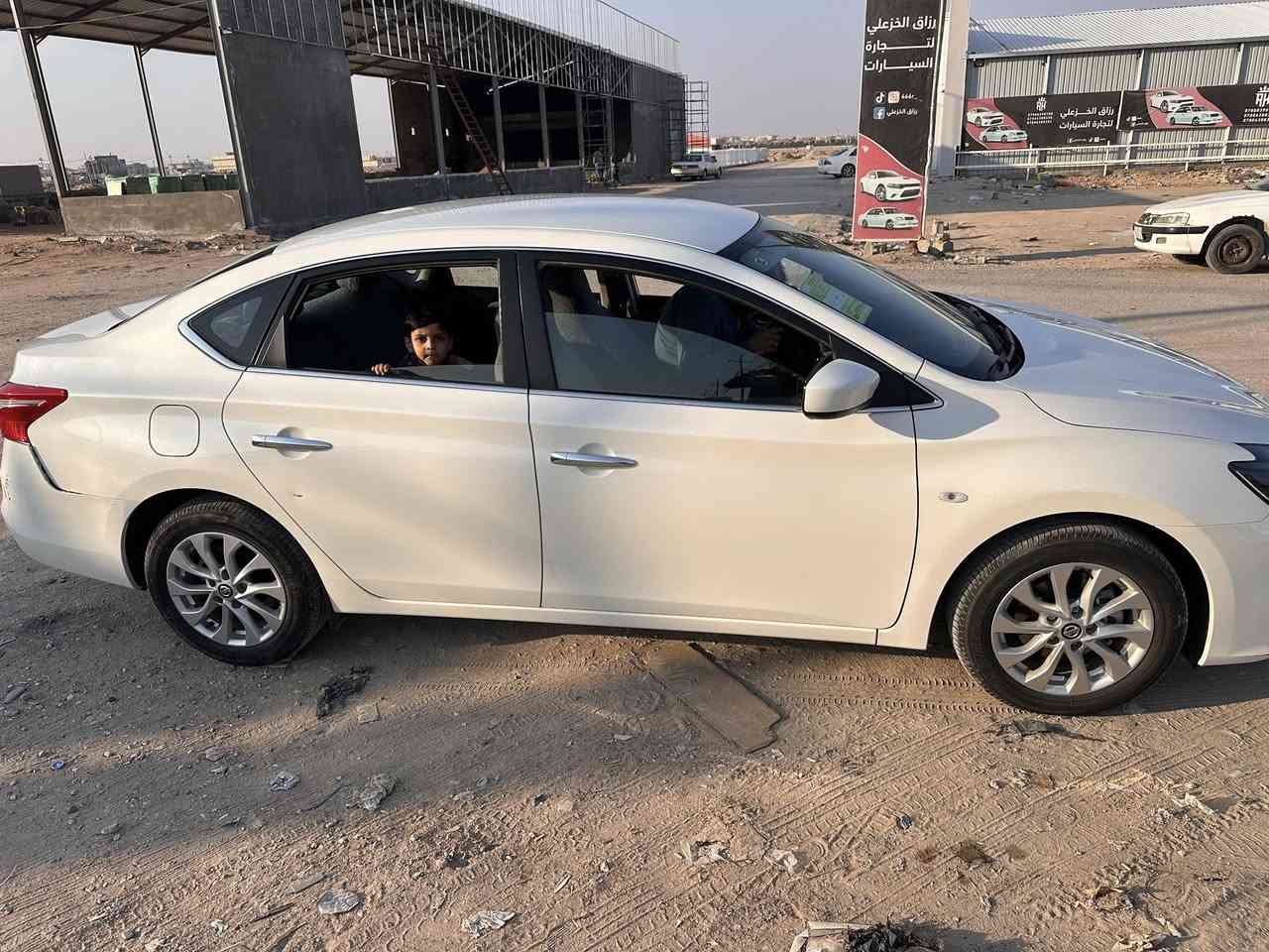 نيسان سنتر للبيع موديل 24 ماشيه 13 مكفوله 
رقم اربيل 
***********
