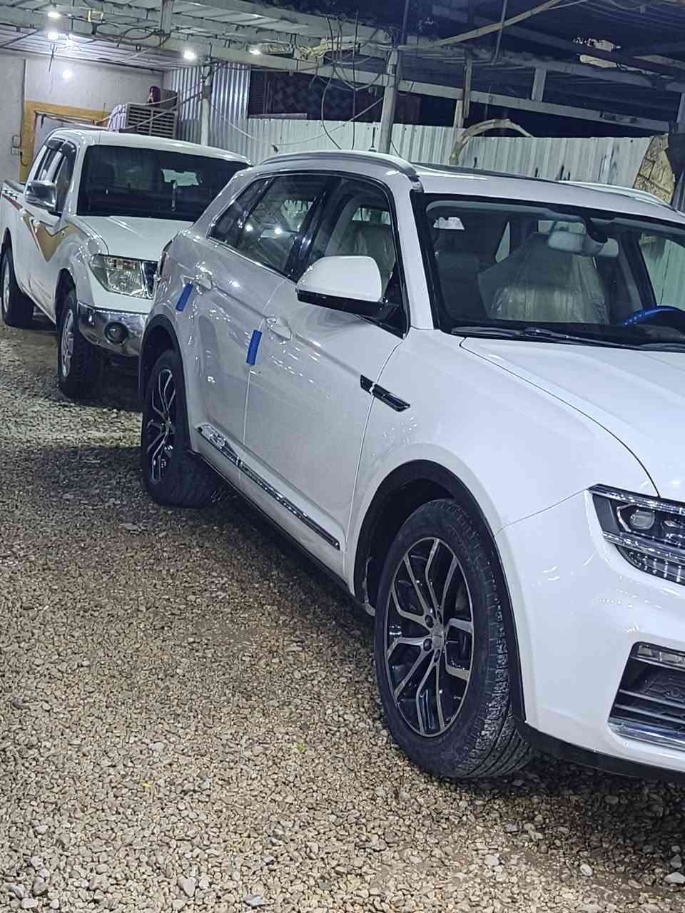 دومي    DOMY X7 
للبيع او المراوس 
موديل 2019
7   راكب قابله للطي
رقم  بغداد
##فول مواصفات##
دواخل جلد نظيف جدا 
بنوراما/بصمه/كير ماوس/بيبان 4 شفط/جنطه شفط مري شفط و قلاب/كراسي كهربائيه
كشن خزن ثلاث اوضاع
حساسات امامي خلفي ورادار جانبي
تبريد قطعتين
شاشه لمس  حجم كبير

ويل كب اسود + نيكل حجم 19 
سياره كله LED حته دواخل
نشرة LED تحت الدشبول
حساس أمامي وخلفي  كامره خلفيه دواره مع الجوانب

((حجم 4 سلندر2000 تيربو))
كير ومحرك ياباني بلادي من شركة متسوبيش
سعر السياره ب110 كفالة عامه مكان السيارة كربلاء المقدسة رقم الهاتف ***********
