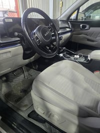 للببع سورنتو 2024 أربعة سلندر اخوان السياره ماشيه 14 الف حقيقي السياره...