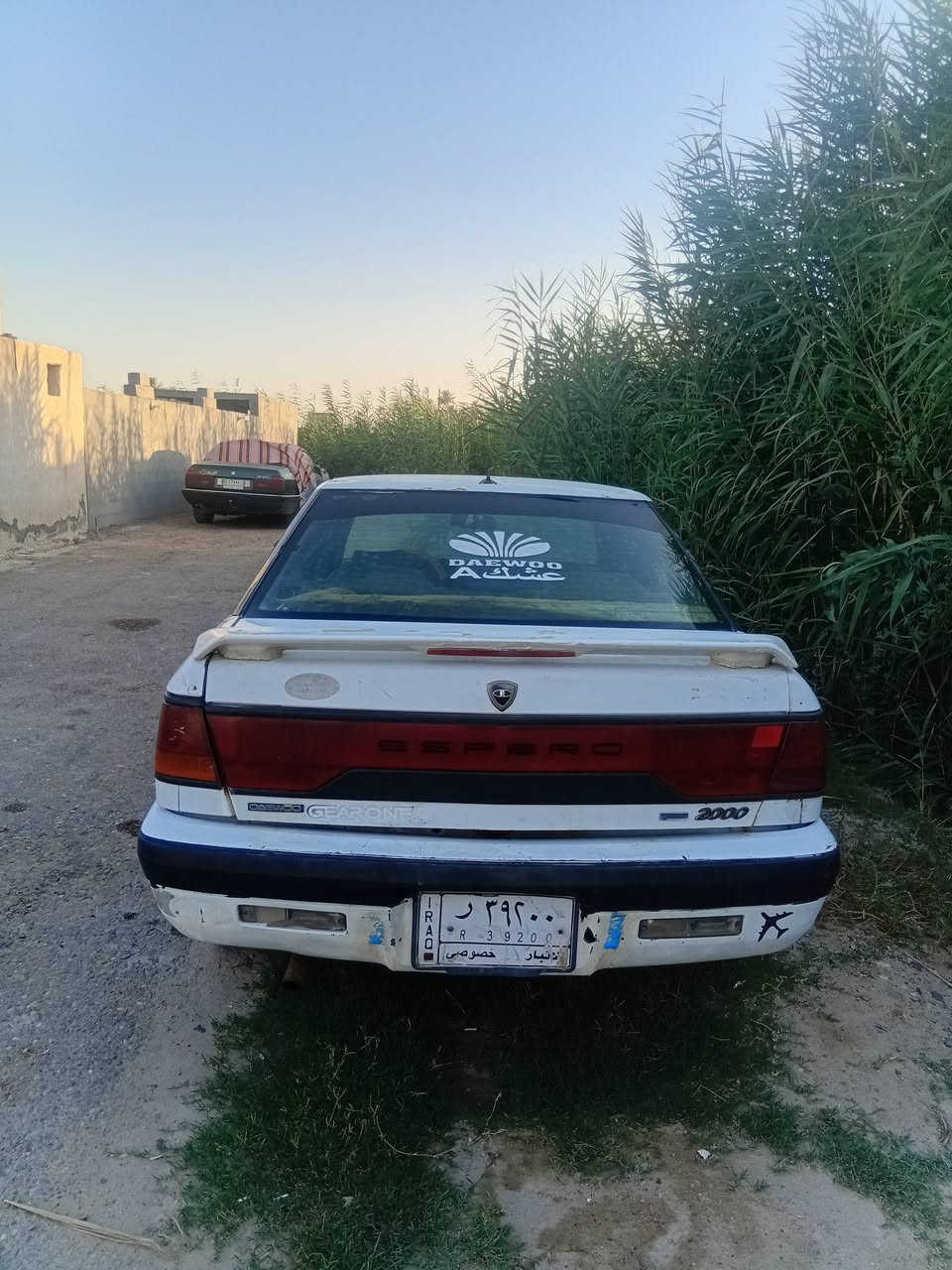 سلام عليكم أسبرو موديل 1995 تبريد شغال صدر امامي خلفي جديد خويس مابيه سياره بلاديه كير عادي جديد محرك بي صوت قليل باقي جاهزه من كلشي سعر 15 وبيه مجال اتصل ***********     *********** مكان فلوجه صقلاويه

