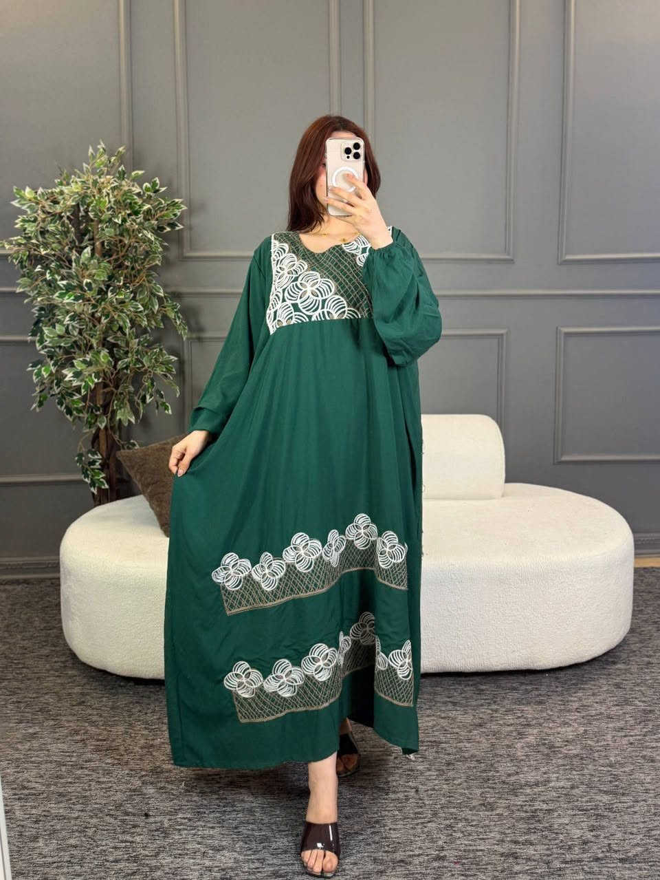 دشداشة نسائي💜✨

خامة كشمير صناعة مصري تطريز  شرط الفحص 

   فري سايز يلبس حد وزن 85 كيلو


**إذا كنت صاحب هذا الإعلان وتريد حذفه لأي سبب، رجاءا أرسل رسالة إلى الدعم الفني**