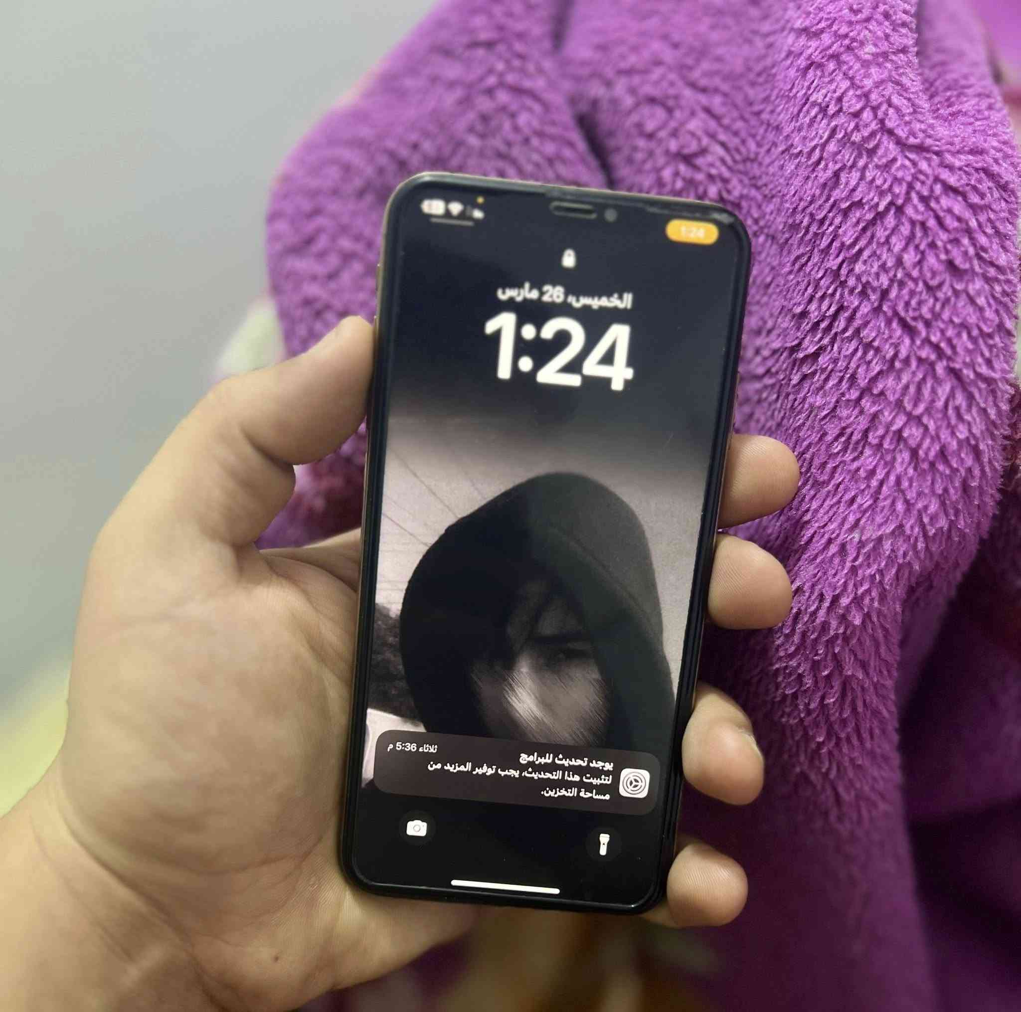 أيفون أكس ماكس الذاكره 64البطاريهً 74بلادي جهاز كله بلادي ما عده الفيس أيدي بصمه الوجه متوقفه سعره 165مكاني بغداد الغزاليه ***********
