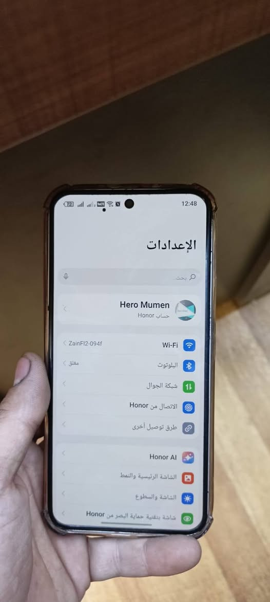 السلام عليكم للبيع هونر 400 5G 512G 24G باتري منتفخ ونقطه بل شاشه للبيع بسعر خارطه كلو شغال ب100$ لا تدخل وتعامل رجاٱ مكاني موصل رشيديه ***********
