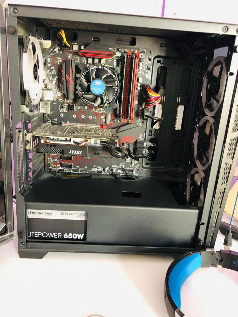 السلام عليكم
بيسي كامله بس اتفرمت وتلعب
اتريدها هيه وميزها وكرسيه وملحقاتها
او بس كيس
واذا مراوس ابايباد m5اوm4
تحياتي للجميع


**إذا كنت صاحب هذا الإعلان وتريد حذفه لأي سبب، رجاءا أرسل رسالة إلى الدعم الفني**