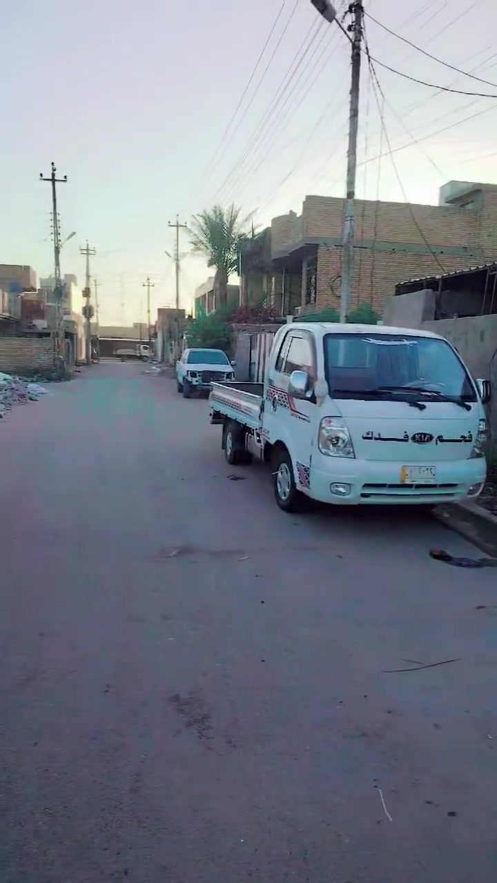 السلام عليكم بيت للبيع منطقت الحسينيه
سند بسمي تحويل مباشر
موقع مميز ع ساحه بالبدايه منطقه كامله من كل النواحي 
السعر ٥٨ وبي مجال
الاستفسار اتصل على هذا الرقم ***********
