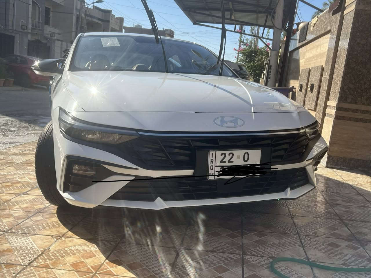 النترا.  2025    رقم أربيل  ماشيه23  مكفوله جديده
المواصفات فوووول      .      محرك 1500 دبل نوزل دوش 
شاشه ديجتال 
بصمه                            جام عل ريمونت اوتو 
كشنات جلد 
هند بريك بصمه         تحويل مباشر ثاني يوم 
اوتو هولد                  
فتحه سقف                 السعر 143 
محرك 1500دبل نوزل                            
حساس لايت 
حساس خلفي بلادي 
حساس أمامي بلادي 
تبريد قطعتين
كاميرا خلفيه بلادي 
جي بي اس
نضام تشغيل الكاميرات 
شاشه  كبيره اصلي ابل كار بلي 
نضام ترحيب مري شفط
نضام مود درايف إيكو وسبورت و عادي
تحكم ستيرن فول 
ويل كب كروم حجم 17
لد امامي نهاري
 شباك نيكل
مانع انزلاق
مانع انحدار 
لايت عدسات زنون 
ايرباكات
جهاز موازنه ABS
سونار بدي كار موجود بيها
للاستفسار الاتصال    
***********
