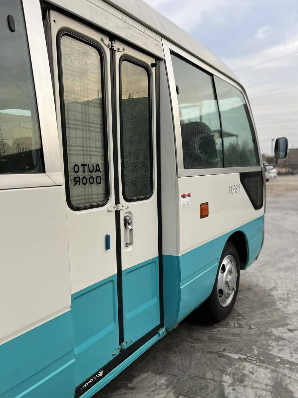 السلام عليكم
كوستر راس الثور 
موديل 14
سياره مكفوله كفاله عامه كشن ستاركس 
مكاني حله 
للاستفسار على الرقم 
***********
