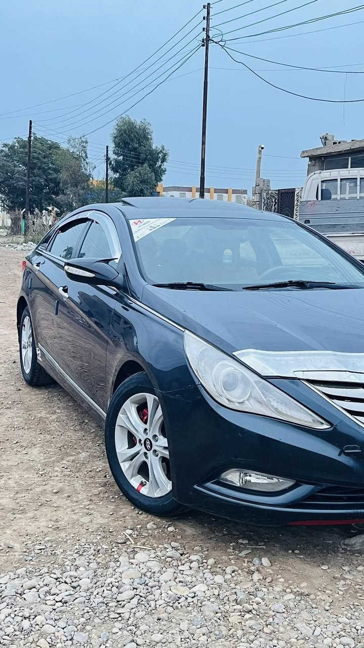 السلام عليكم سوناتا 13  كلين بدون صبغ فول مواصفات رقم بغداد بسمنا
سوناتا ٢٠١٣ مكفوله وارد امريكي بغداد دولي فول مواصفات مكينه ٢٤٠٠ صدر خير من الله تبريد ثلج ماشيه ٨٧ حقيقي    سعرها ١١٠ بيها مجال
مواصفات 
بصمه 
شاشه
كشنات جلد
فتحه
تحكم جهتين
قطعتين تبريد
كشن كهرباء 
ويل كب
مضخم صوت بلاد
يدات نيكل
تدفئه كشنات
لايت زنون 
*********** مكاني دجيل
