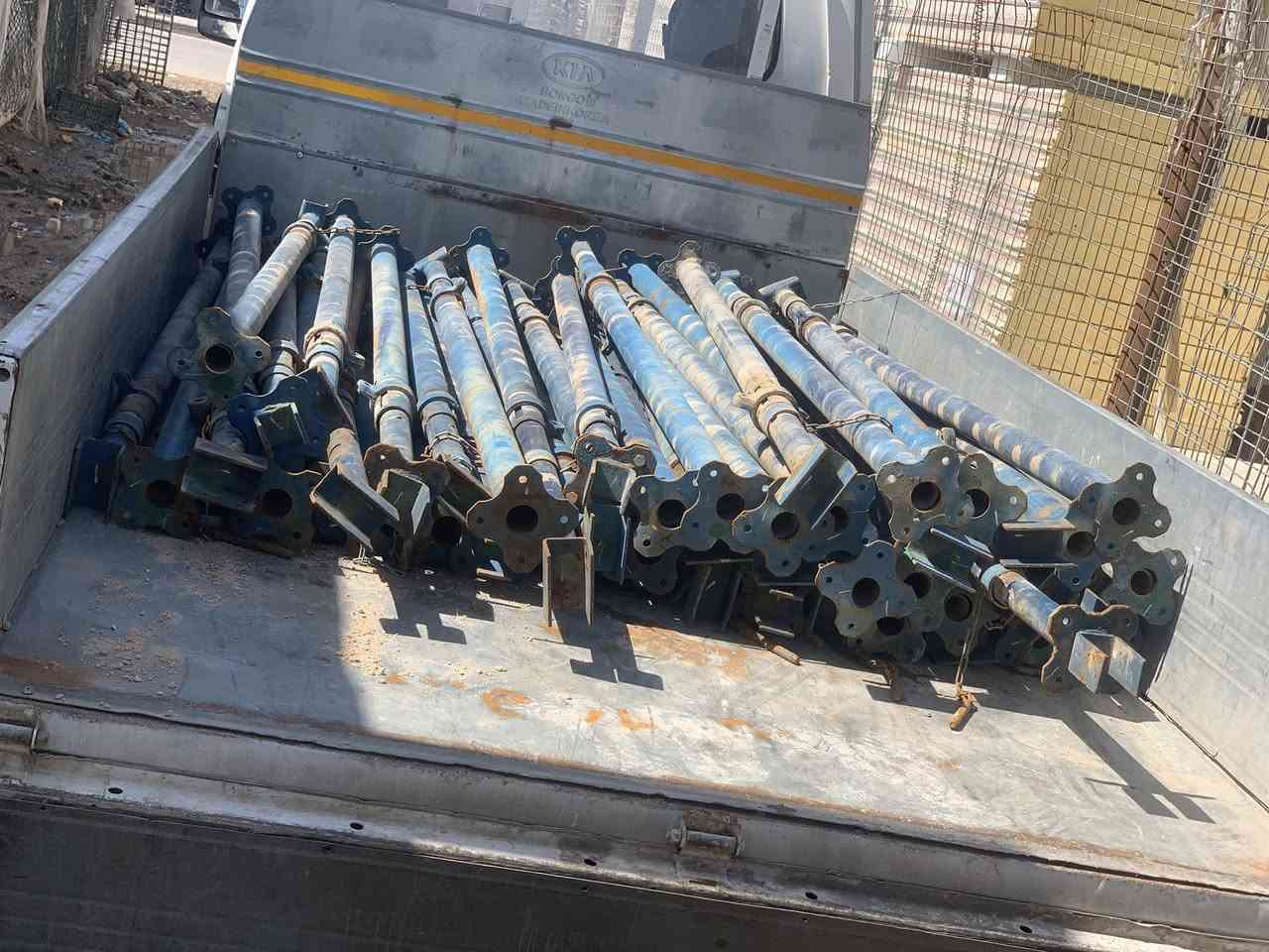 سلام عليكم وصلت وجبه جكات مال صب جديد ما مستعمل مكاني بغدد سعر واحد 16 طول 3ونص ***********
