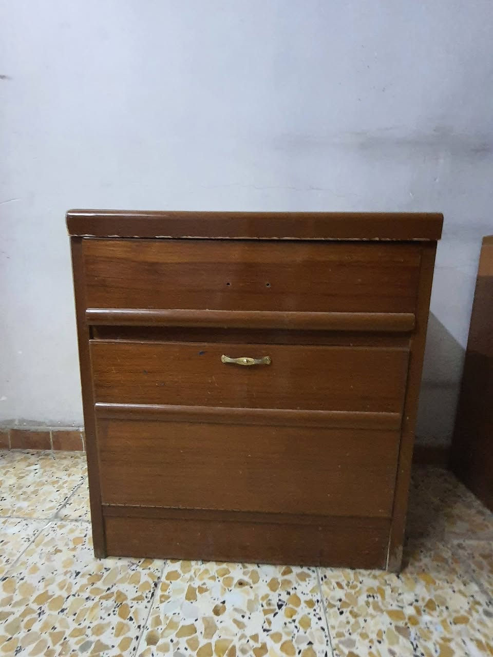 غرفة نوم للبيع في منطقة الشعب
مراسلة عن طريق الماسنجر


**إذا كنت صاحب هذا الإعلان وتريد حذفه لأي سبب، رجاءا أرسل رسالة إلى الدعم الفني**