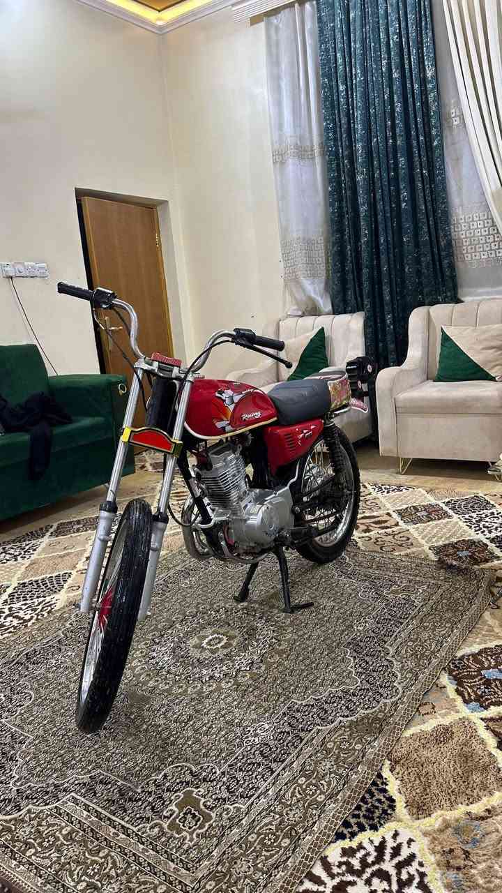 سلام عليكم نامه انتنس للبيع تعمير كله جديد 25مكينه ما مفتوحه اوراق اصولي شاصي 19شبه اصلي المكان شطره للاستفسار ***********
