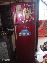 ثلاجه للبيع 07818223073