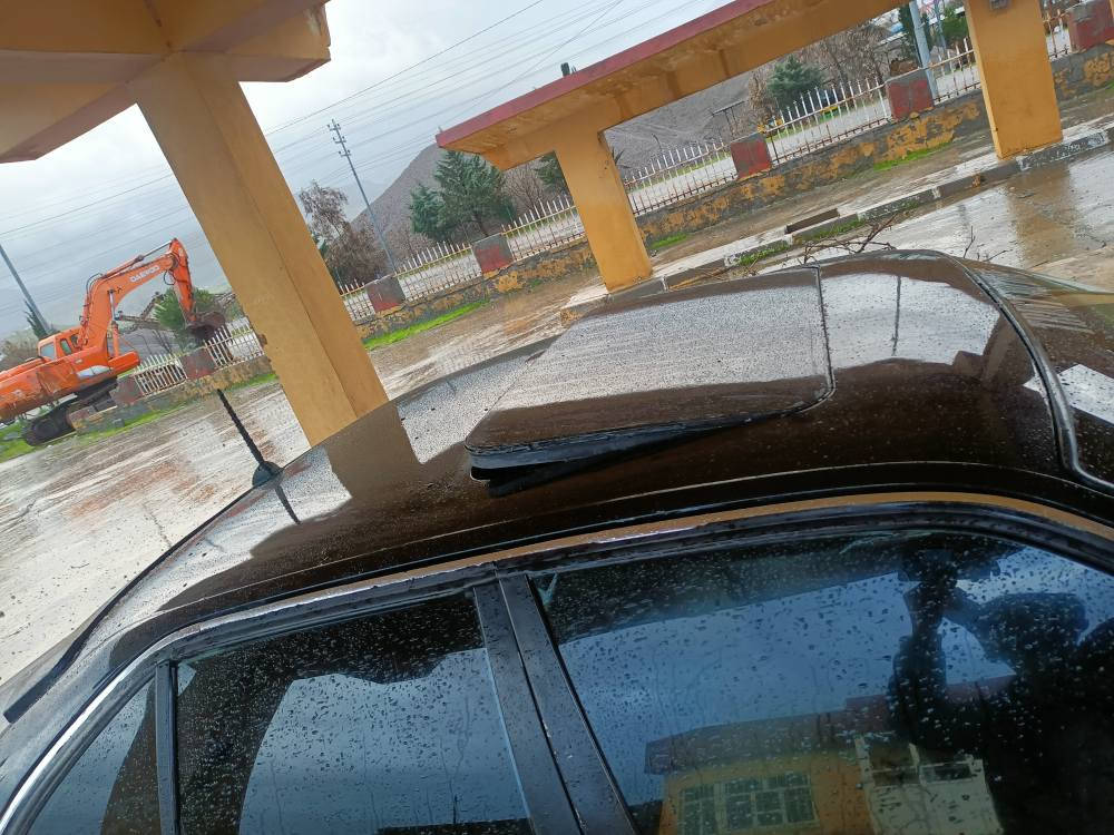 بو فروشن سيعرى خوار هه موبازار زانياريى هه مو نوسراوه
       👇  تياره يى سه ر عه رز
بيئێم مــــــــوديل 1991 مكينه 525ى كه پسى گێرعاديى
تبريت _سارد گه رم.. ٤جام كاره بايى.. سيلايت.. ئه ى بيئيس
ناوفورميكا.. پێش پان... ره شى قتران نمونه له جوانى
سه نه ويى و ٢وه كاله عامه و واجيهه له گه له به شه رتى 
ئه وليات و حاسيبه.. 
پشت و پێش كه پس ته نها يه ك جاملغى سه كن دواوه 
لێدراوێكى خفيفى هه يه موس براوه وه رگه راو داروبه ردى
به شه رتى فيته ر 
گێر مكينه اكسل به شه رتى فيته ر 
نرخى خوار هه مووبازار ته نها (30)وه ره قه كه مێك مجال
***********/سوران فايبه ر واتساب له سه ره سوران, أربيل
