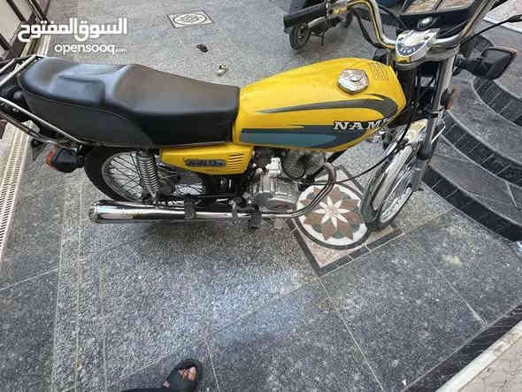 سلام عليكم .     نامه شلامجه متياز مديل 2021 سنويه ورقم بسمي تحويل ثاني يوم لوحات لنكليزي  دراجه معمره كله 2022 غراضهه ماكو قطعه بيهه ذا مو اصليه ونضافه كبال العين تجي وشوف بعينك نضافت دراجه مكينه 22 صارلهه اربع اشهر مشدوده دراجه مين ماتريدهه مكفوله سعر 1700 وبيهه مجال رقم ***********
